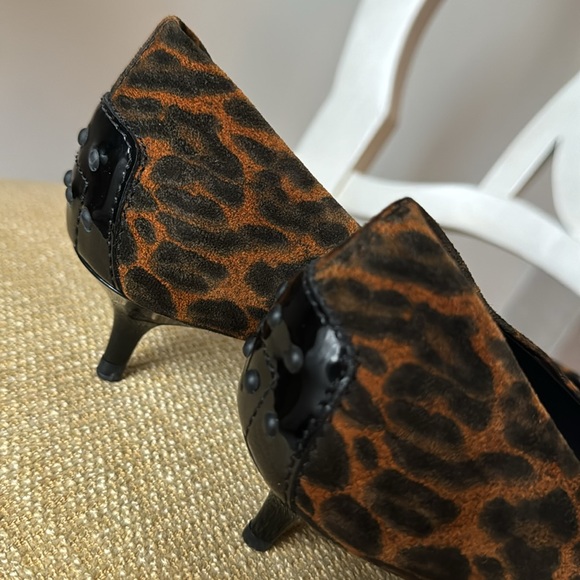 Tod’s Leopard Kitten Heels Pumps in Suede and Patent Leather - 39 - Picture 8 of 11